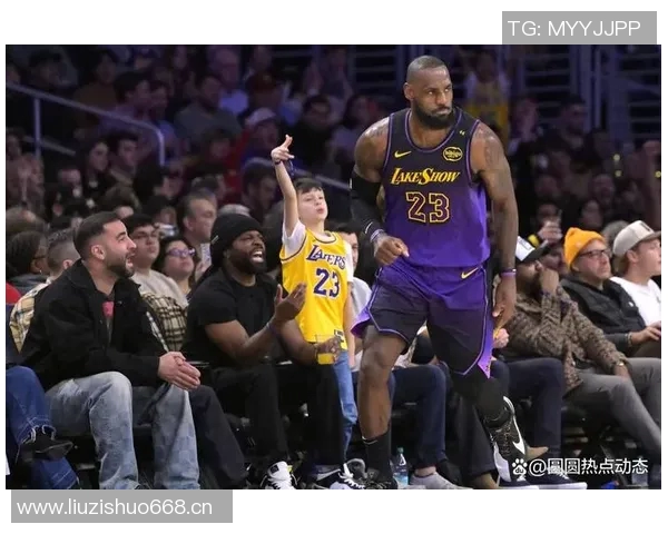 湖人对决开拓者精彩全场视频回顾与精彩瞬间分析 湖人对决开拓者精彩全场视频回顾与精彩瞬间分析